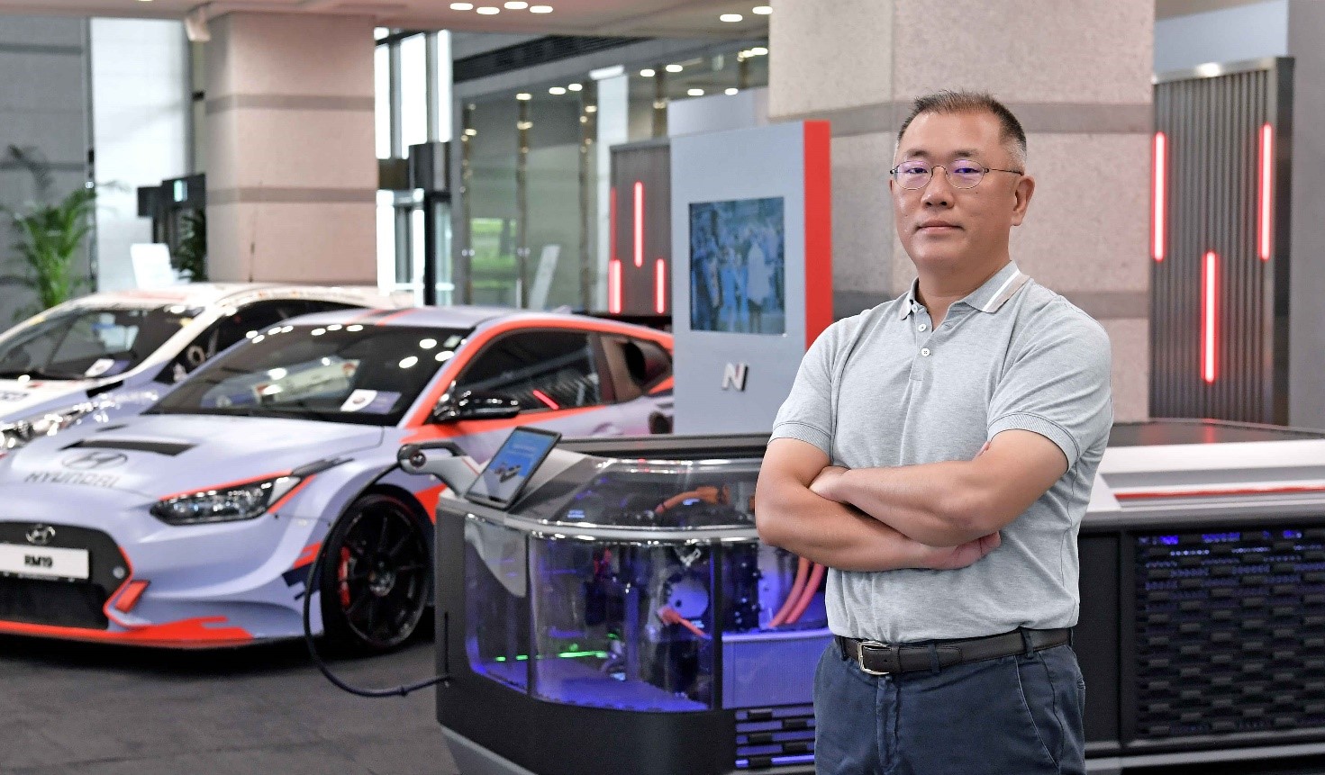 Председатель Hyundai Motor Group Чонг Исон удостоен награды Issigonis Trophy в рамках премии Autocar Awards 2021